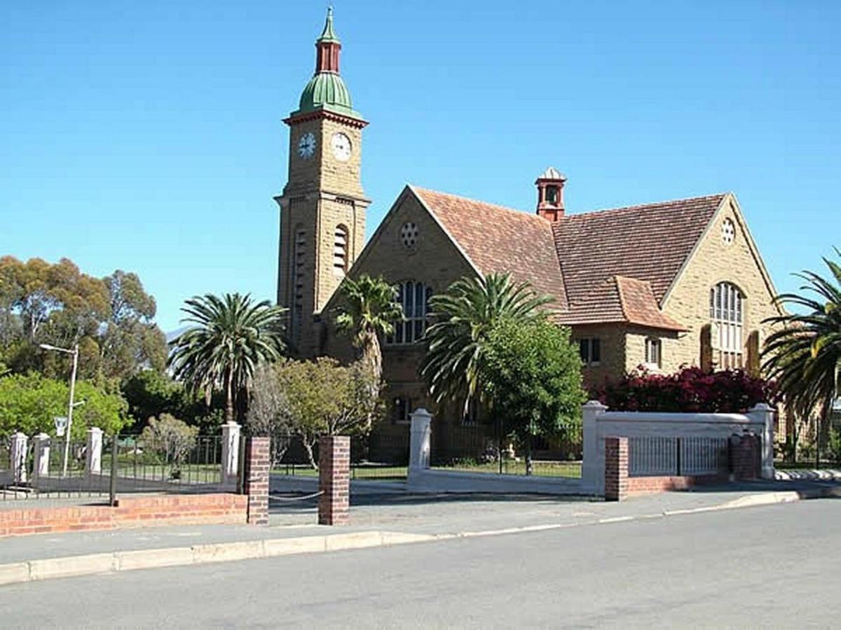 Red Mountain Ridge Karoo Oasis And Guest Farm Buffelskloof Exterior photo