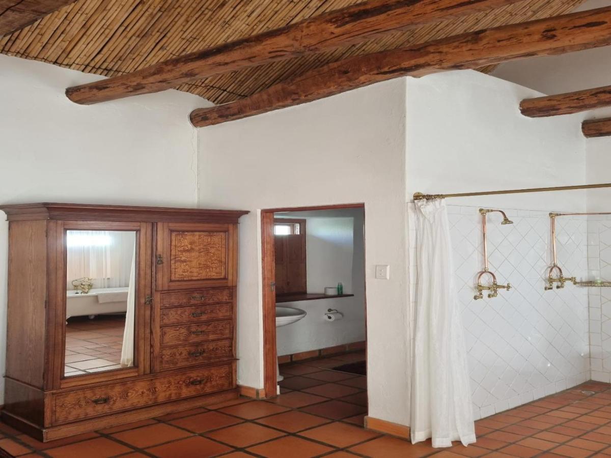 Red Mountain Ridge Karoo Oasis And Guest Farm Buffelskloof Exterior photo